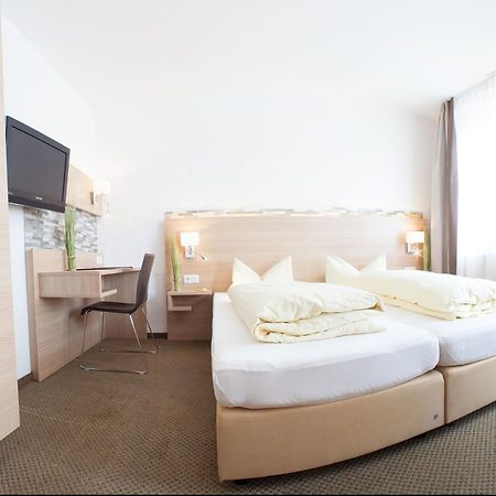 Hotel Vitis Erding Buitenkant foto