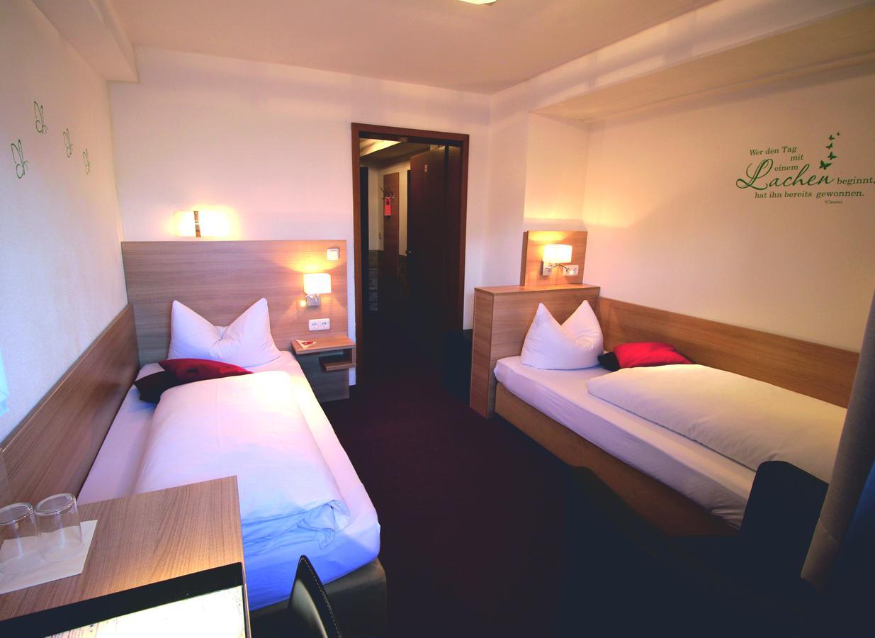 Hotel Vitis Erding Buitenkant foto