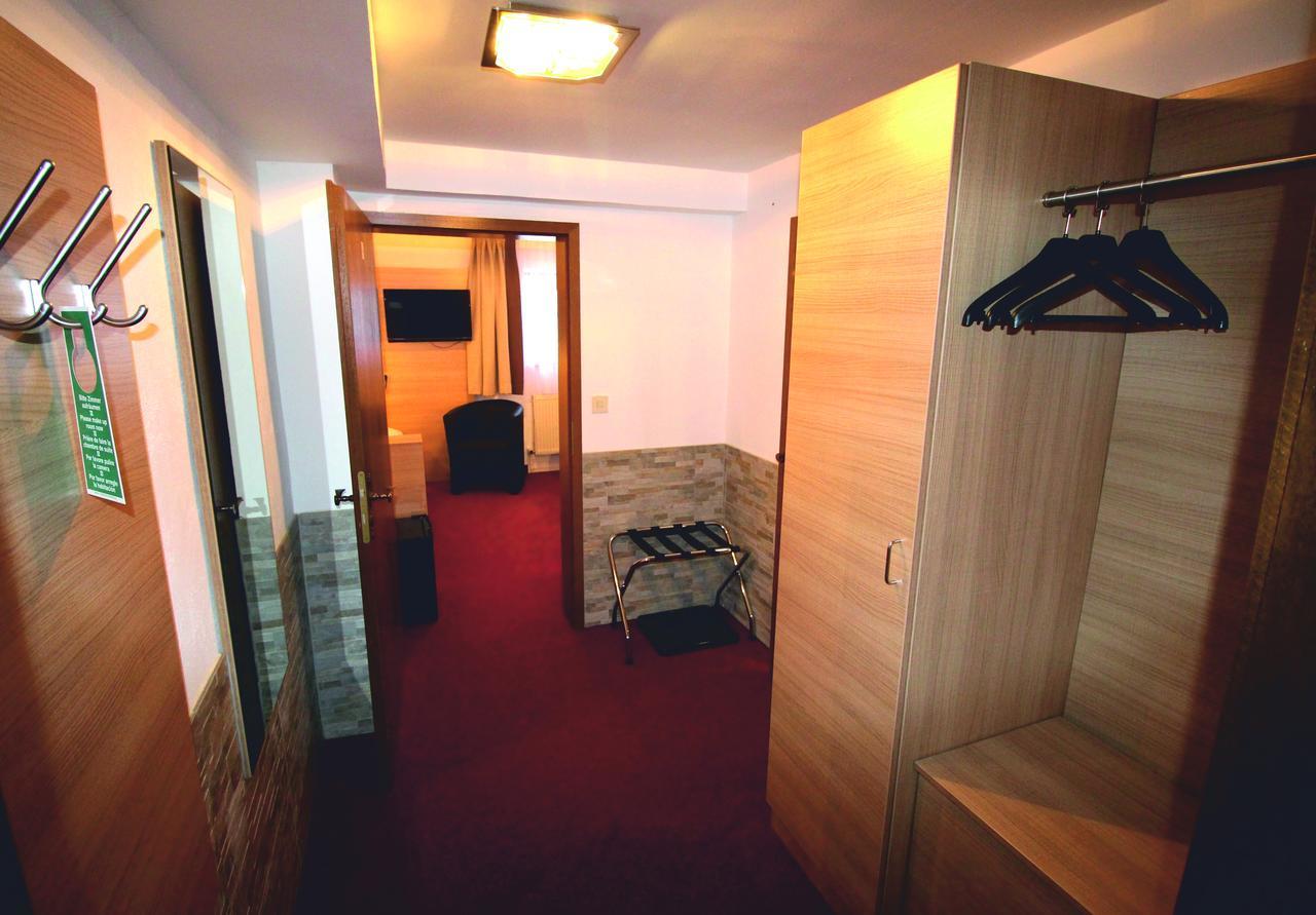 Hotel Vitis Erding Buitenkant foto